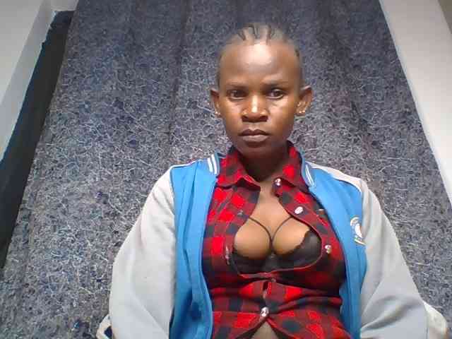 Queenyann webcam