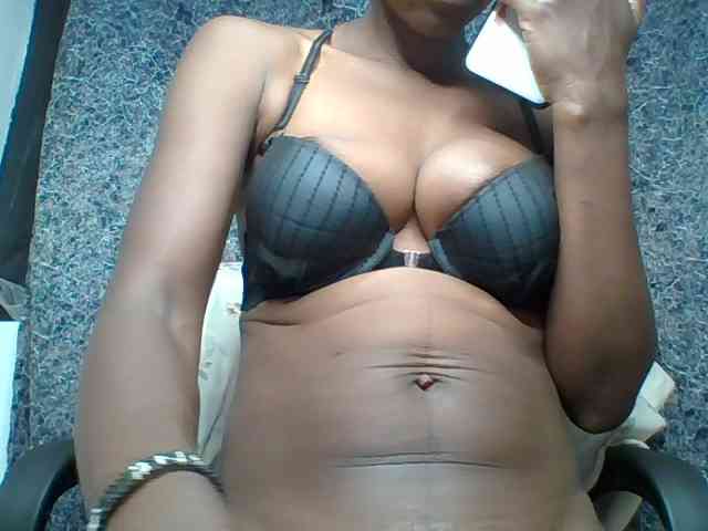 Queenyann webcam