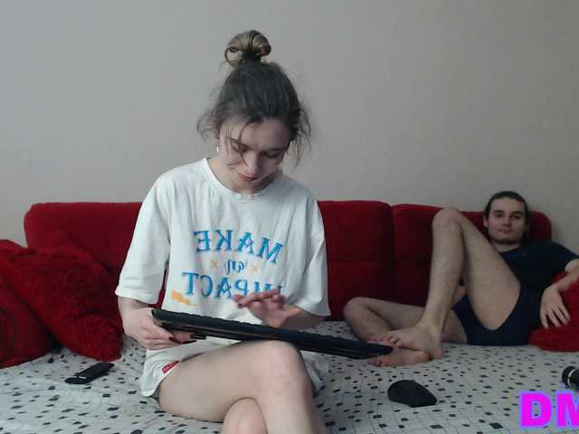 twix-twix from BongaCams