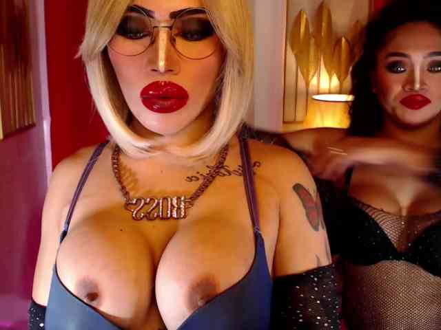 PowerPupCouple Live Webcam on BongaCams