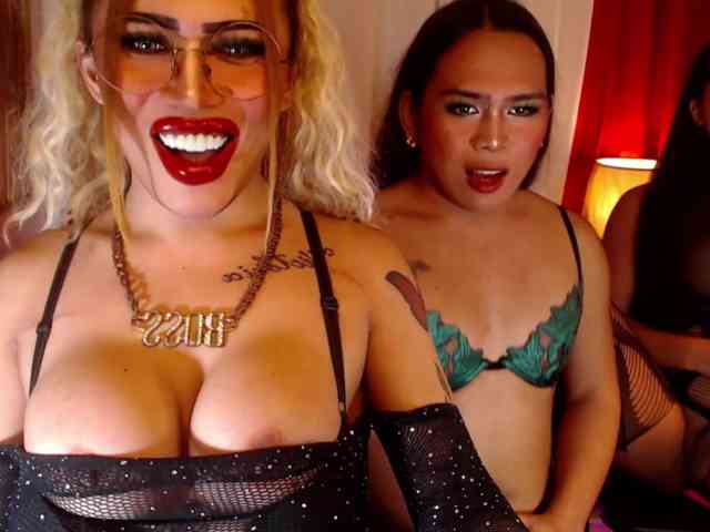 PowerPupCouple Live Webcam on BongaCams