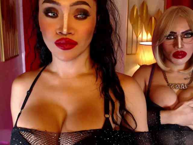 PowerPupCouple Live Webcam on BongaCams