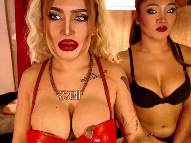 PowerPupCouple Live Webcam on BongaCams