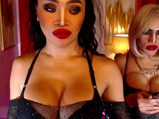 PowerPupCouple Live Webcam on BongaCams