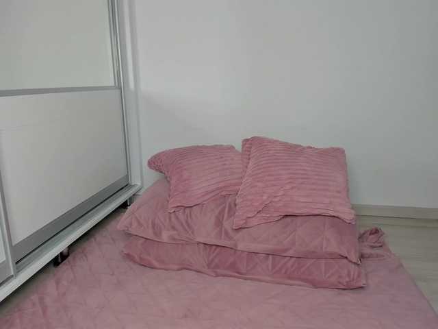 NNNoire's BongaCams show and profile