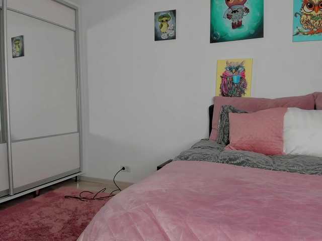 NNNoire's BongaCams show and profile