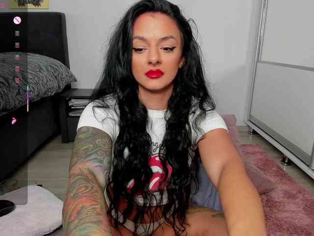 NNNoire webcam