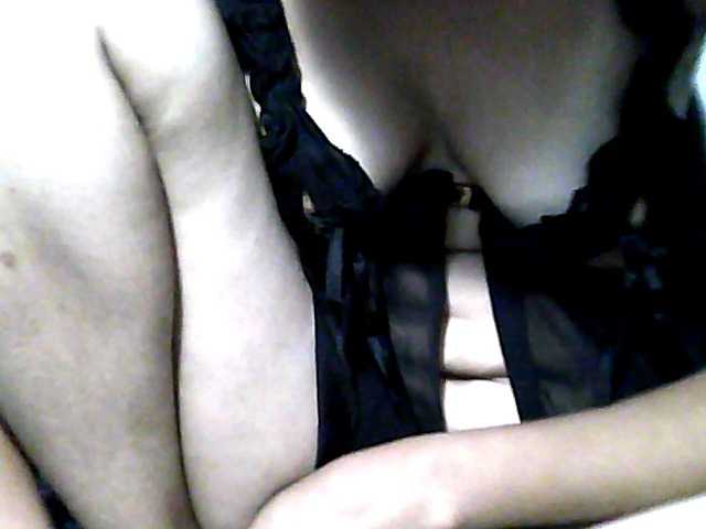 BelsWillah, une amatrice française avec qui discuter et avoir du sexe