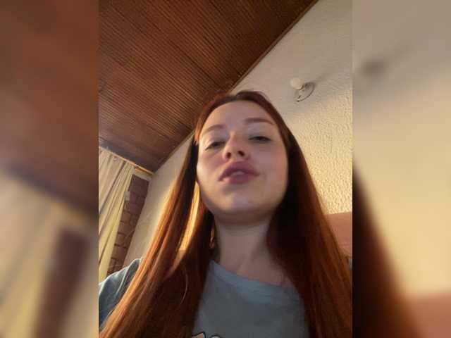 Pamela-Velvet's BongaCams show and profile