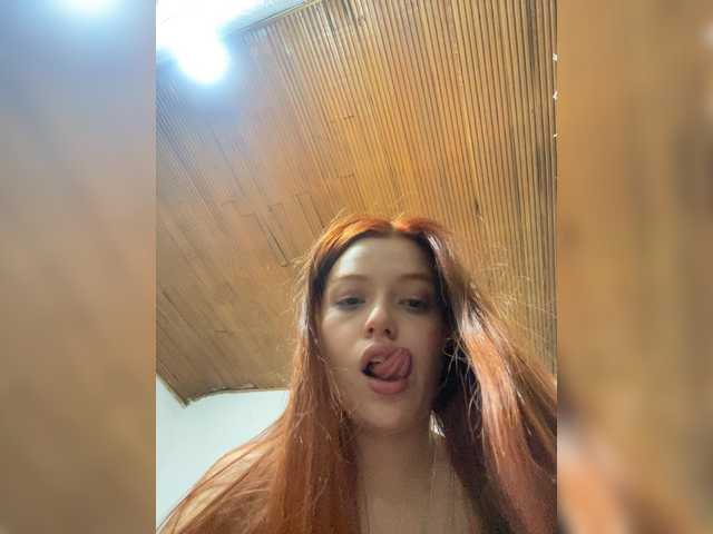 Pamela-Velvet's BongaCams show and profile