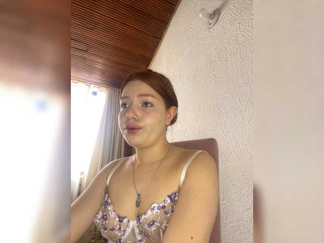 Pamela-Velvet's BongaCams show and profile