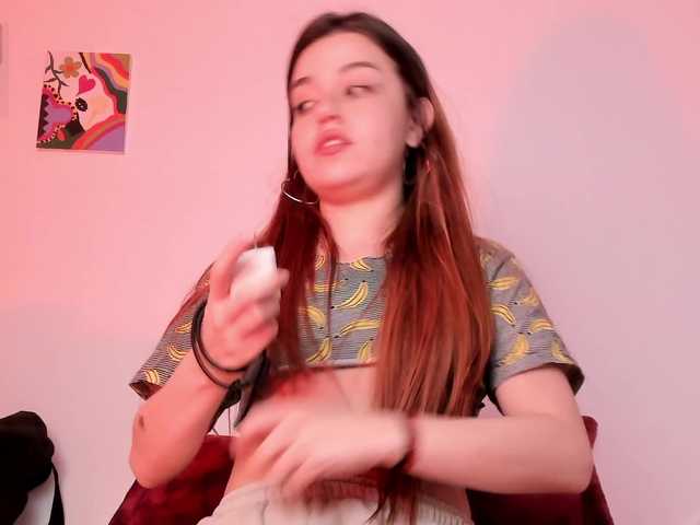 Pamela-Velvet webcam