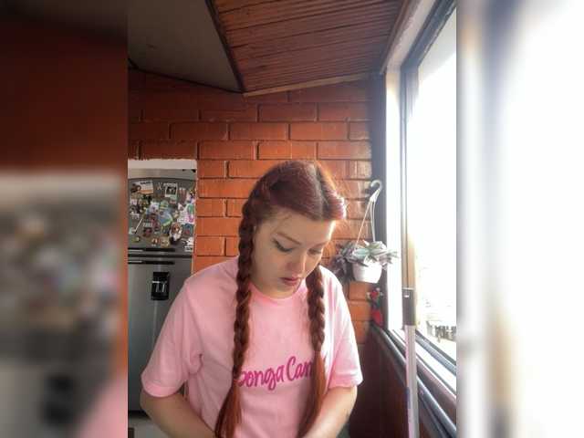 Pamela-Velvet's BongaCams show and profile