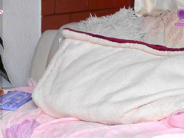 Pamela-Velvet's BongaCams show and profile