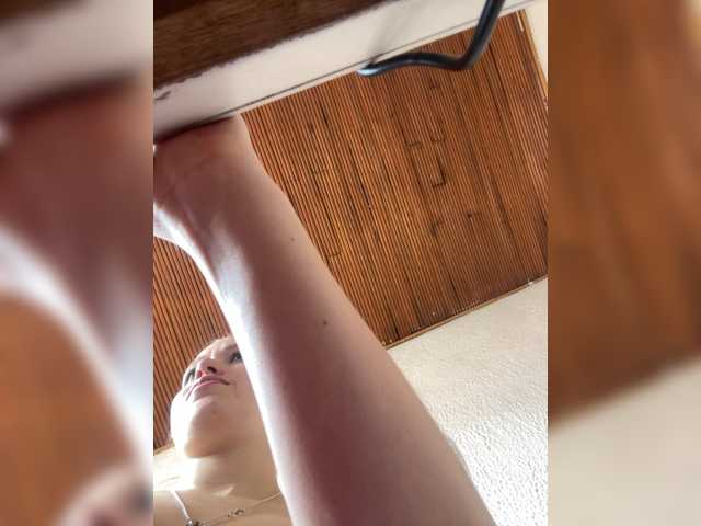 Pamela-Velvet's BongaCams show and profile