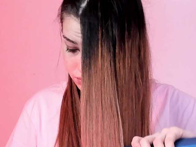  Pamela-Velvet chat room