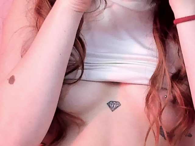 Pamela-Velvet webcam