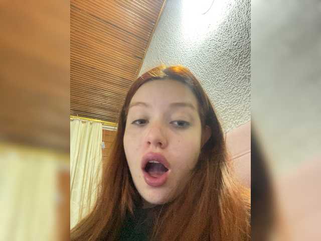 Pamela-Velvet live cam