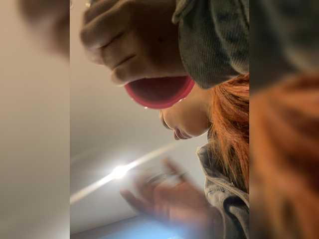 le modèle Pamela-Velvet est en webcam porno dans un show sur le site bongacams, il possède les tags suivants: Latino/Hispanic,Redhead,Shaved