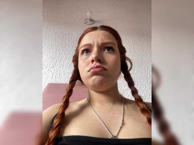 Pamela-Velvet's BongaCams show and profile