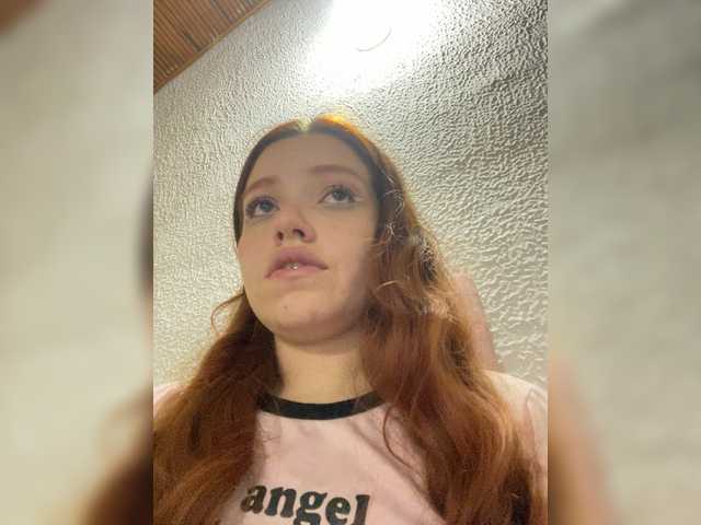 Pamela-Velvet's BongaCams show and profile