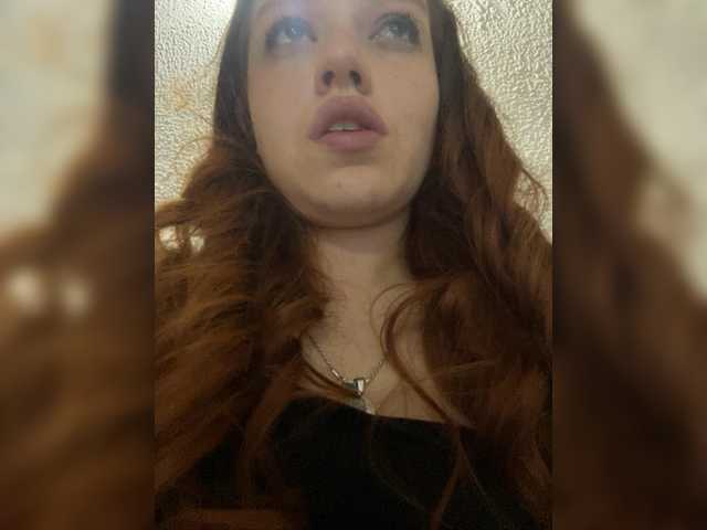 Pamela-Velvet's BongaCams show and profile