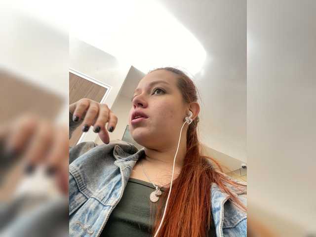 Pamela-Velvet's BongaCams show and profile