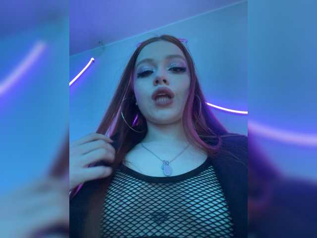 Pamela-Velvet's BongaCams show and profile