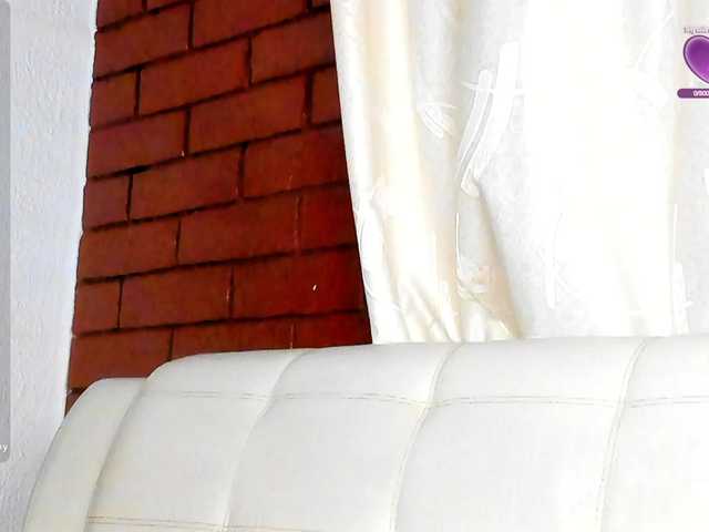 Pamela-Velvet's BongaCams show and profile