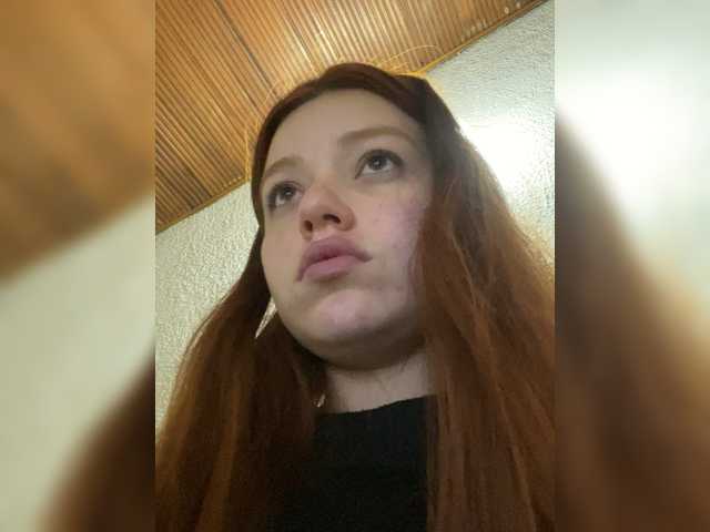 Pamela-Velvet live cam