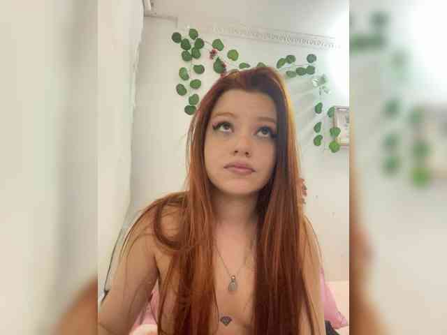 Pamela-Velvet webcam