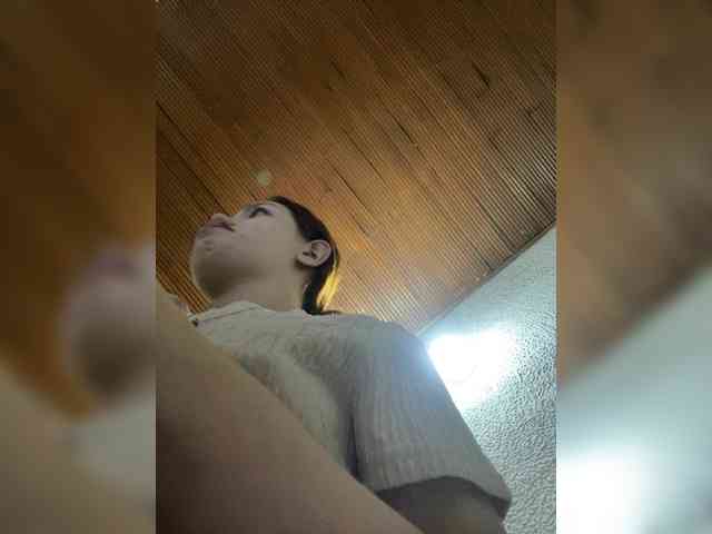 Pamela-Velvet webcam