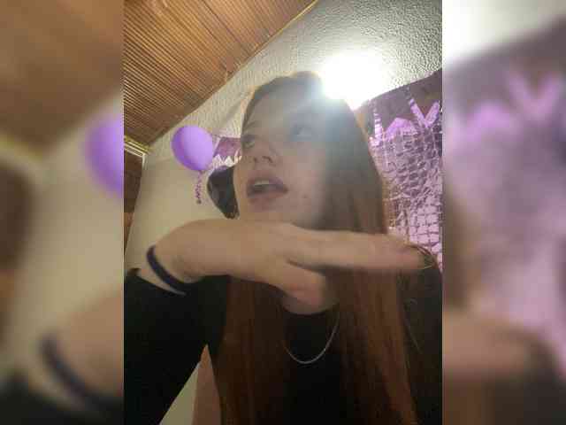 Pamela-Velvet webcam