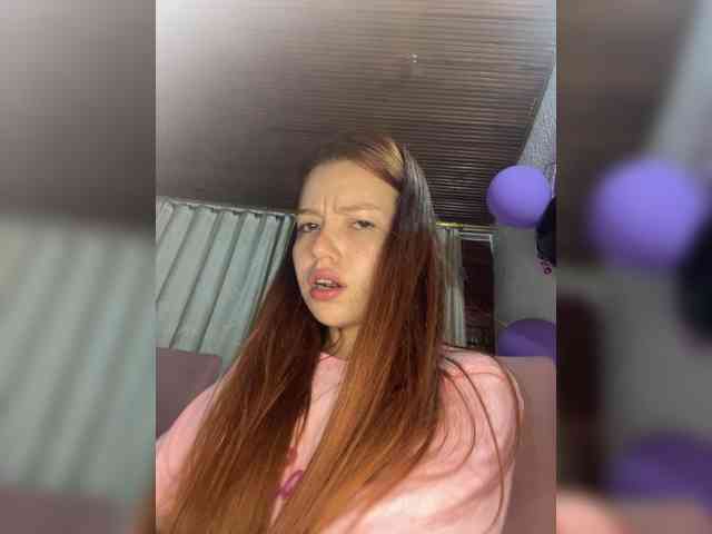 Pamela-Velvet webcam