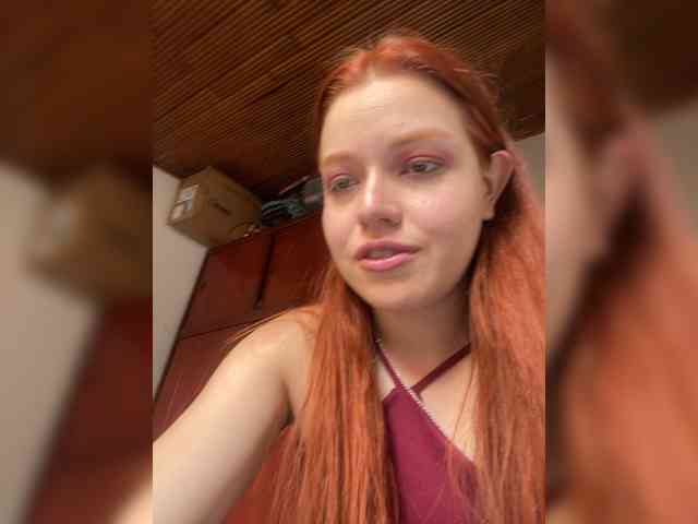 Pamela-Velvet webcam