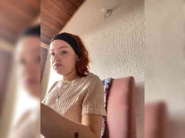 Pamela-Velvet webcam