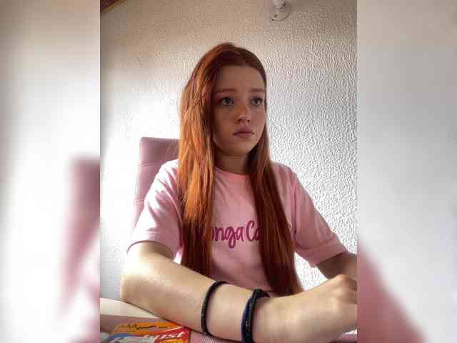 Pamela-Velvet webcam