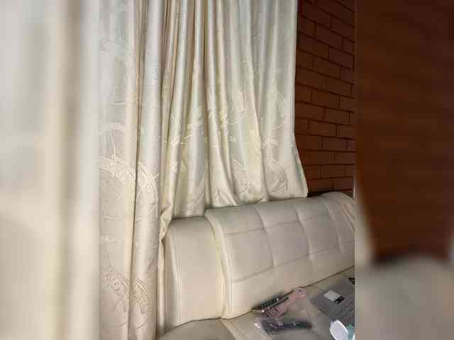 Pamela-Velvet webcam