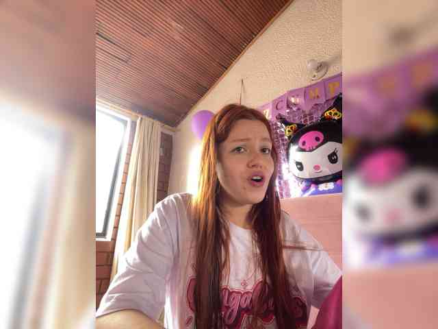 Pamela-Velvet webcam