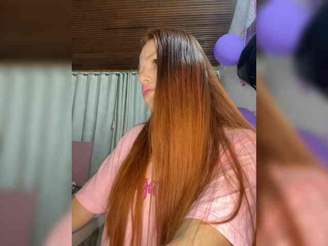 Pamela-Velvet webcam