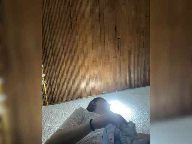 Pamela-Velvet webcam