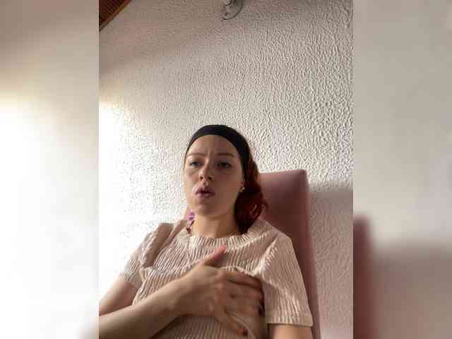 Pamela-Velvet webcam