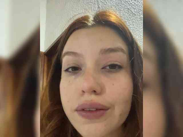 Pamela-Velvet webcam