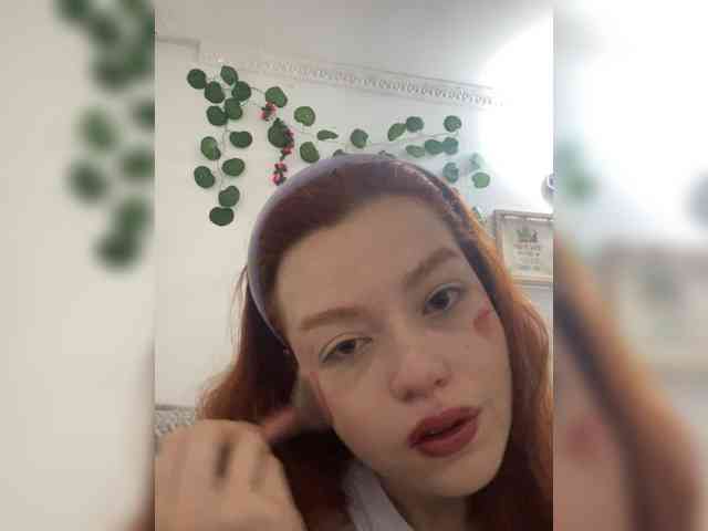 Pamela-Velvet Pamela-Velvet