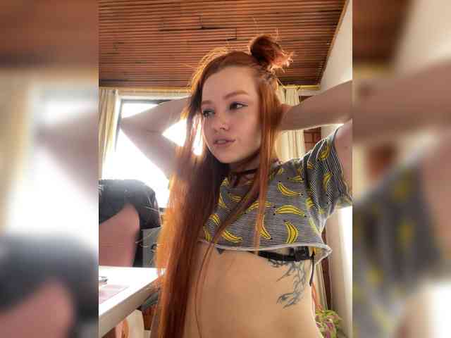 Pamela-Velvet webcam