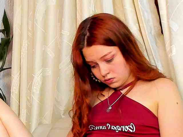 Pamela-Velvet webcam