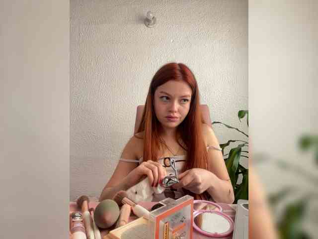 Pamela-Velvet webcam