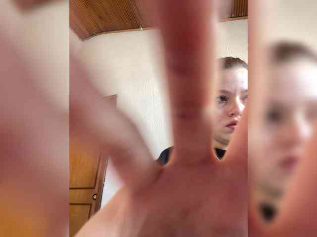 Pamela-Velvet Pamela-Velvet