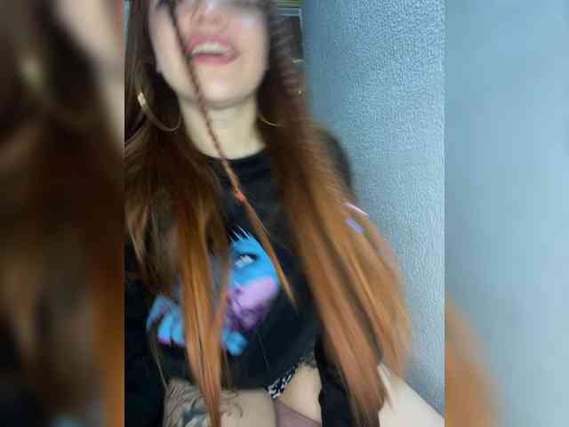 Pamela-Velvet webcam