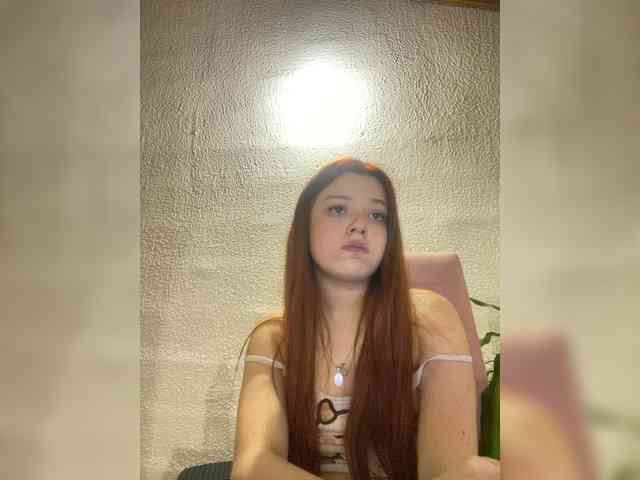 Pamela-Velvet webcam